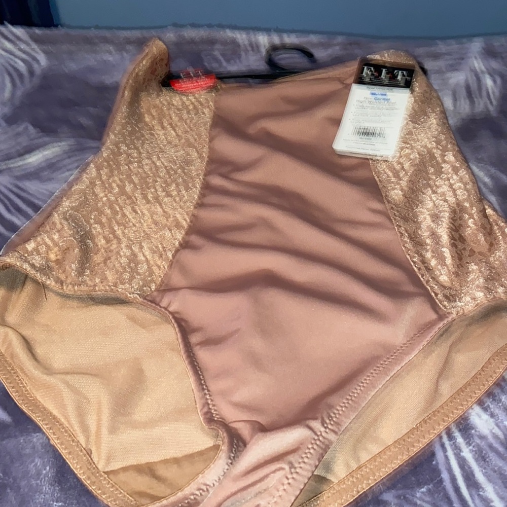 NWT/ Very Pretty shape wear.